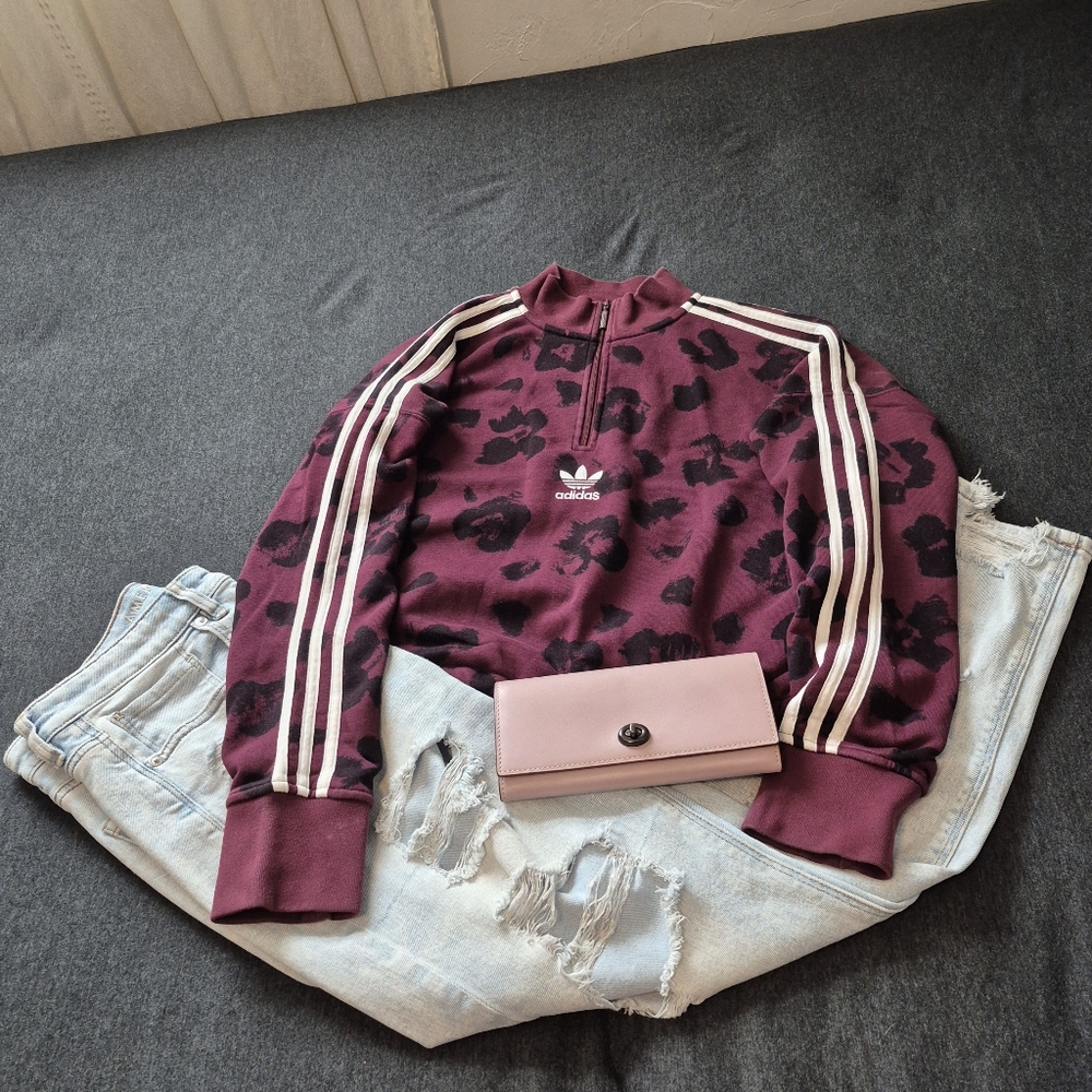 Vintage Adidas Cropped Sweatshirt